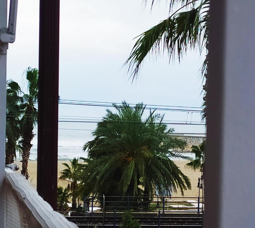 Encantador Apartamento Frente A La Playa De Bara Roda de Bará Eksteriør billede