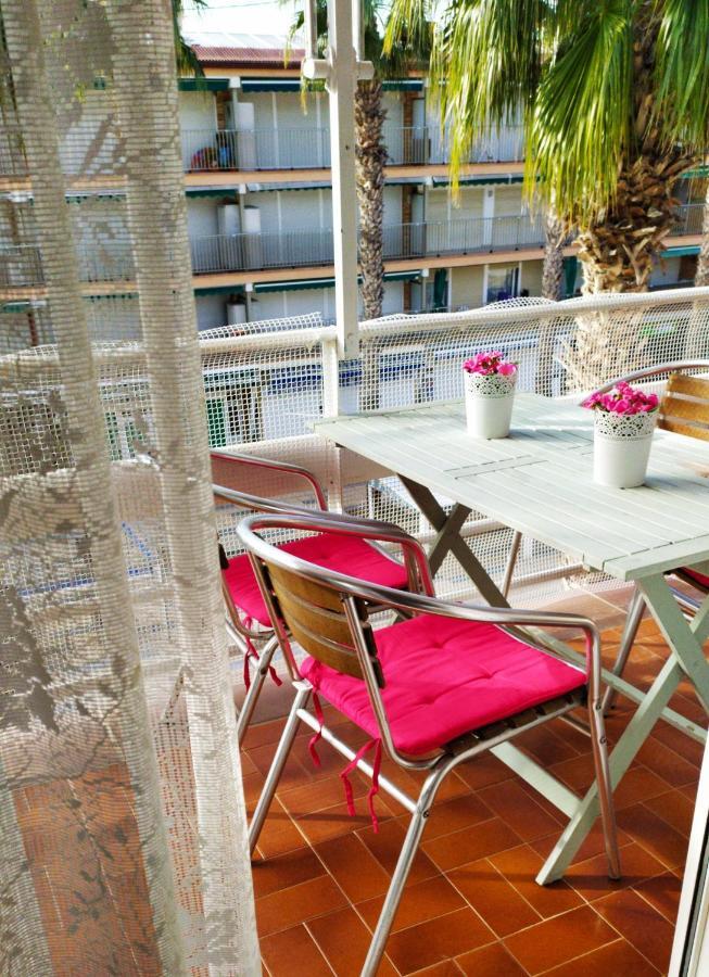 Encantador Apartamento Frente A La Playa De Bara Roda de Bará Eksteriør billede